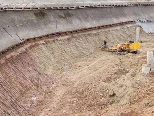 东阿基坑边坡加固